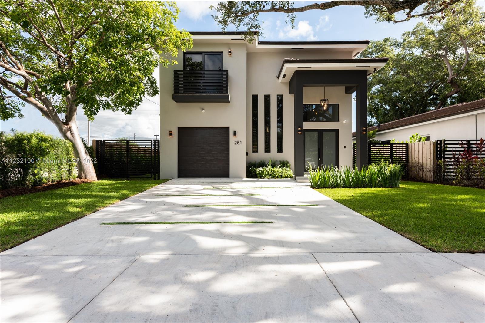 251 NE 95th St