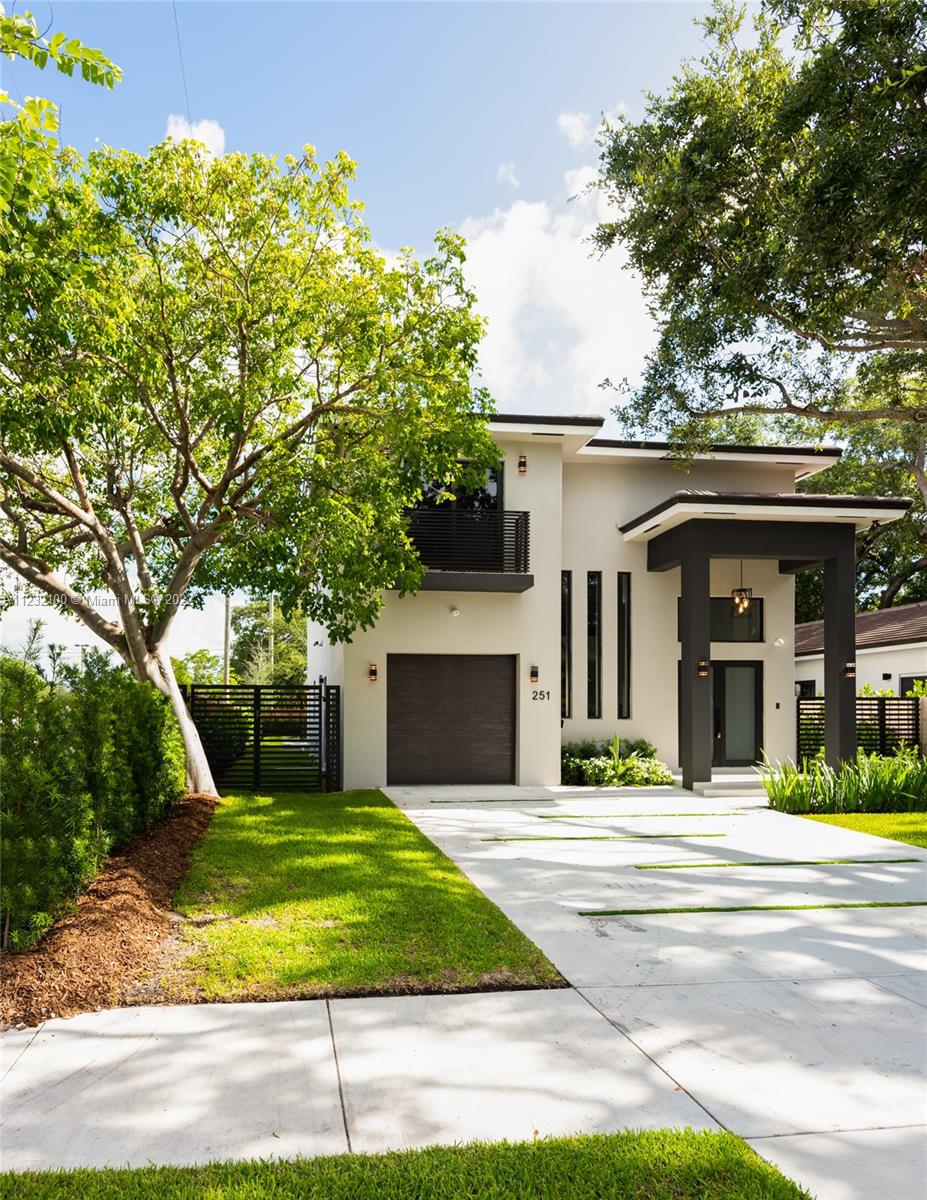 251 NE 95th St