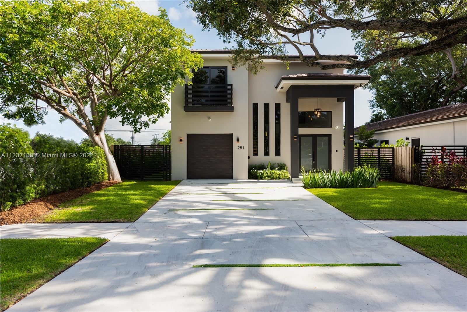 251 NE 95th St