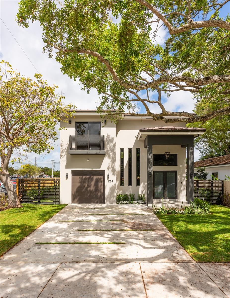251 NE 95th St