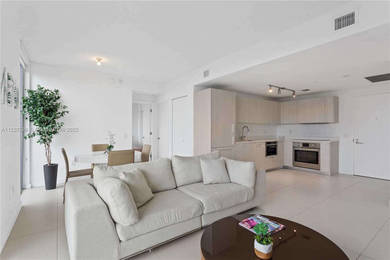 501 NE 31st St Unit: 1909