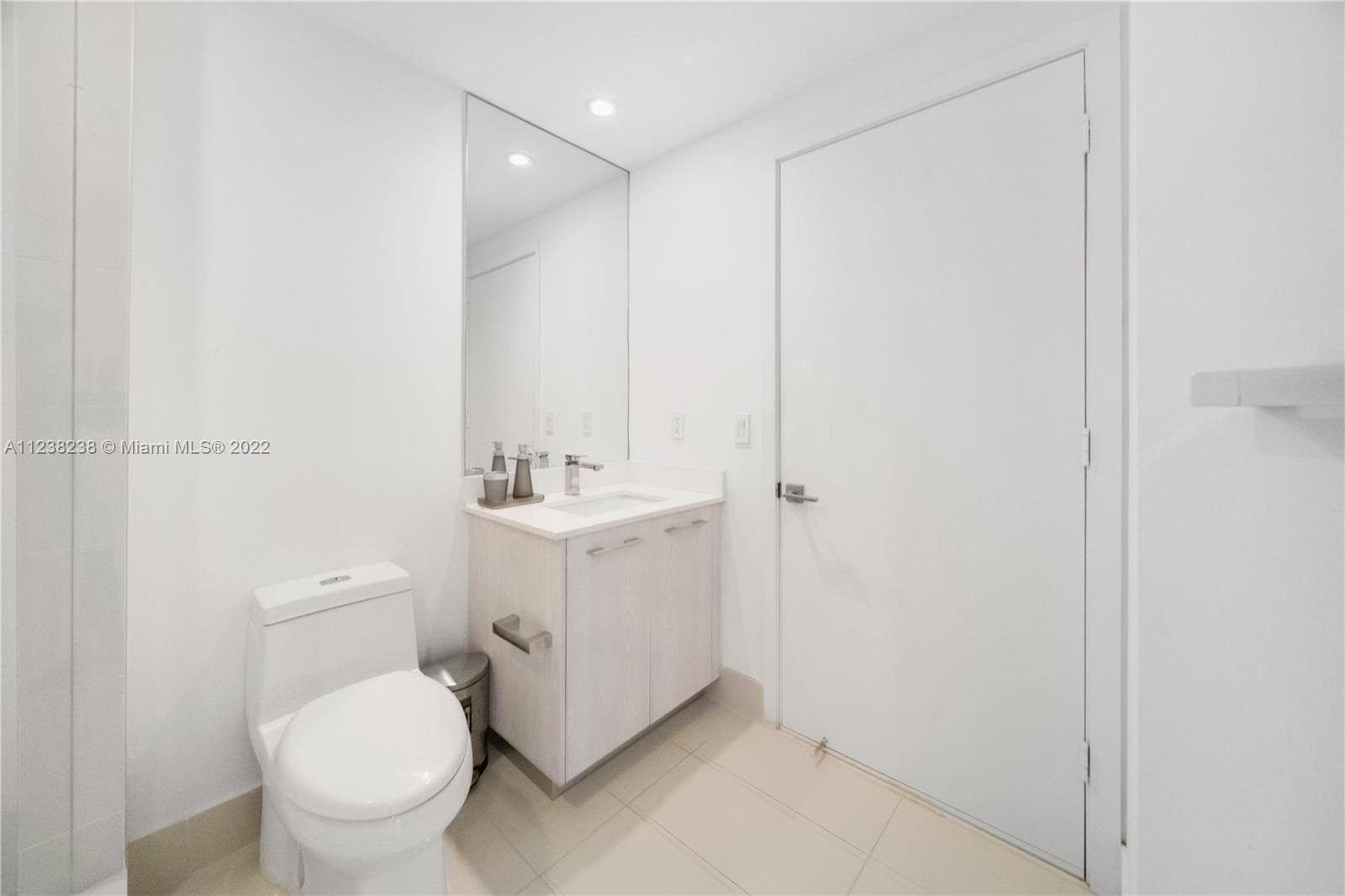 45 SW 9th St Unit: 2608