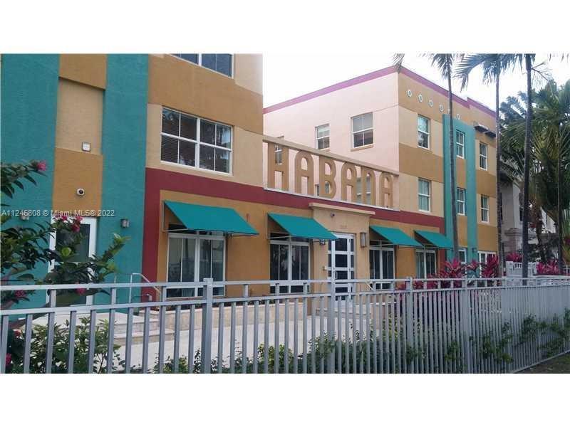 1308 DREXEL AV Unit: 211