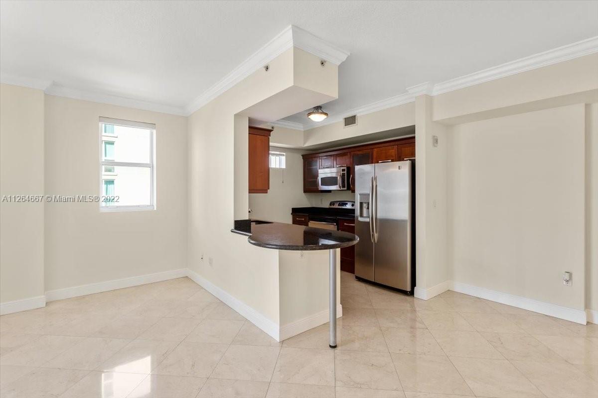 7275 SW 90th St Unit: C310