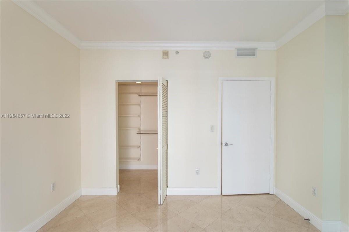 7275 SW 90th St Unit: C310