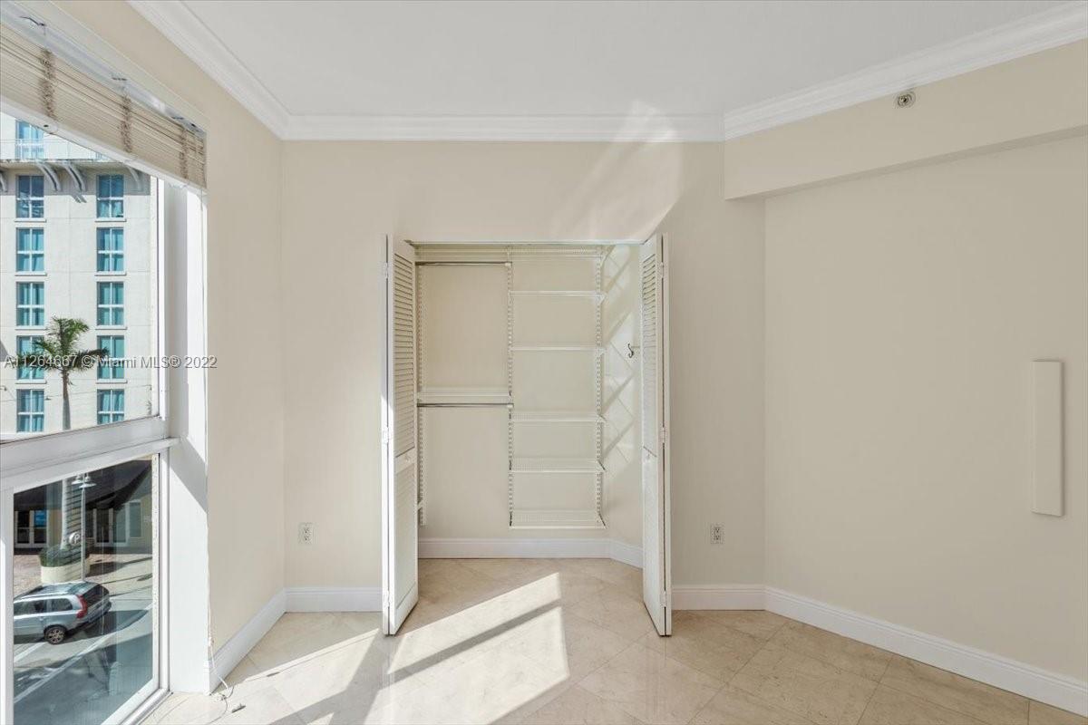 7275 SW 90th St Unit: C310