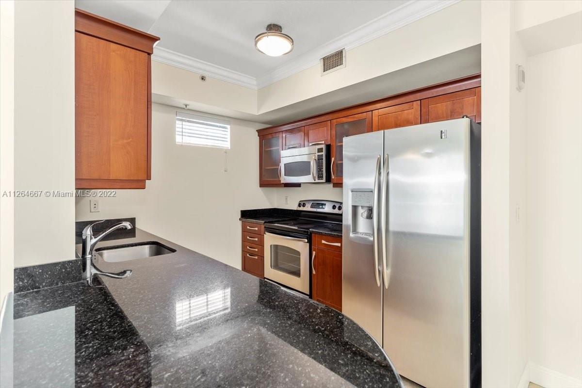 7275 SW 90th St Unit: C310