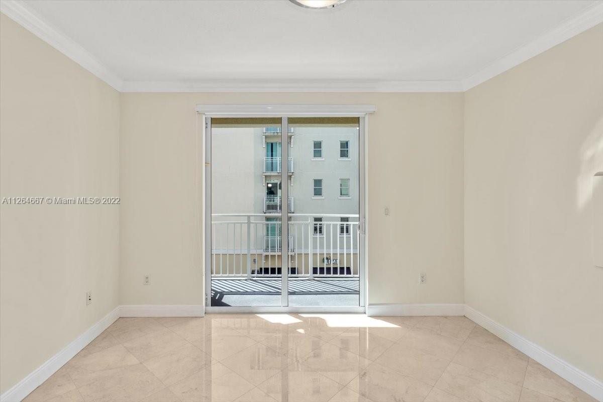 7275 SW 90th St Unit: C310