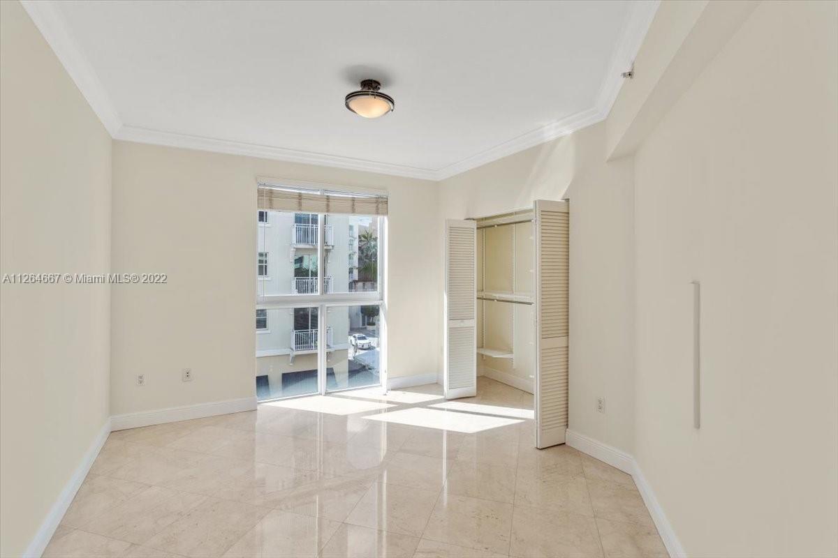 7275 SW 90th St Unit: C310