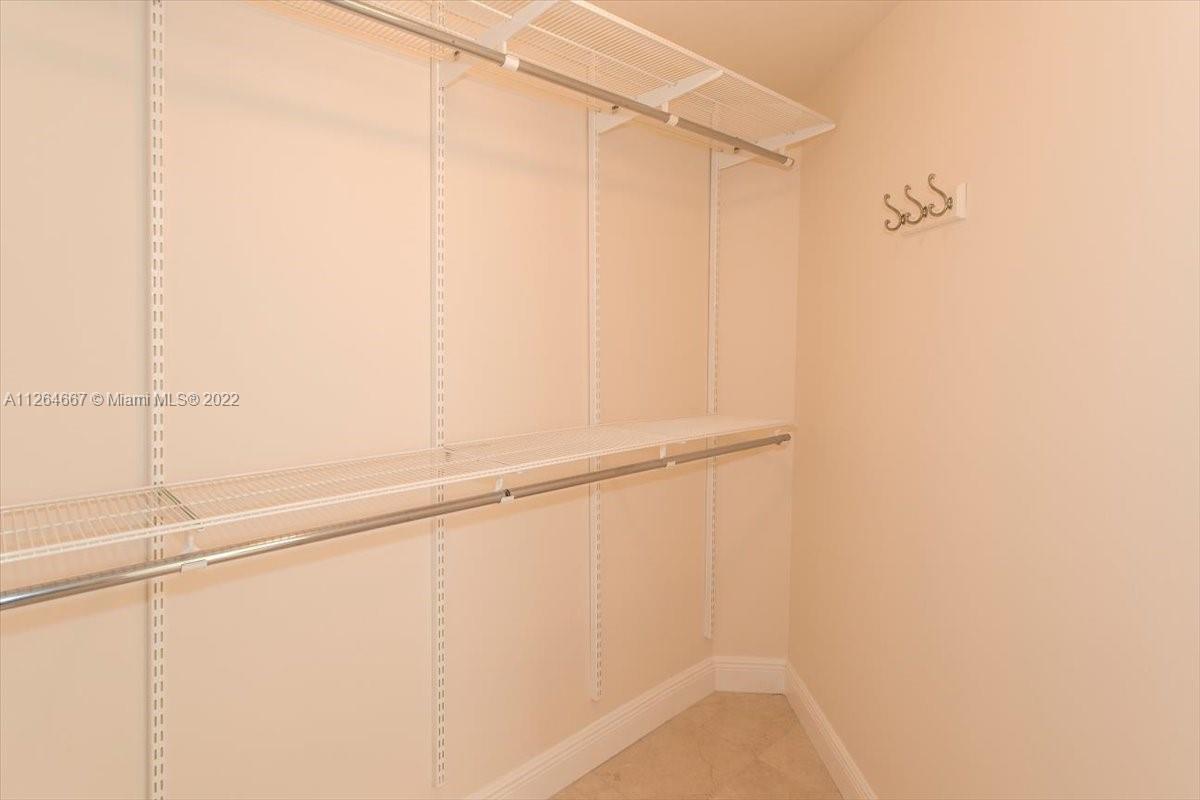 7275 SW 90th St Unit: C310