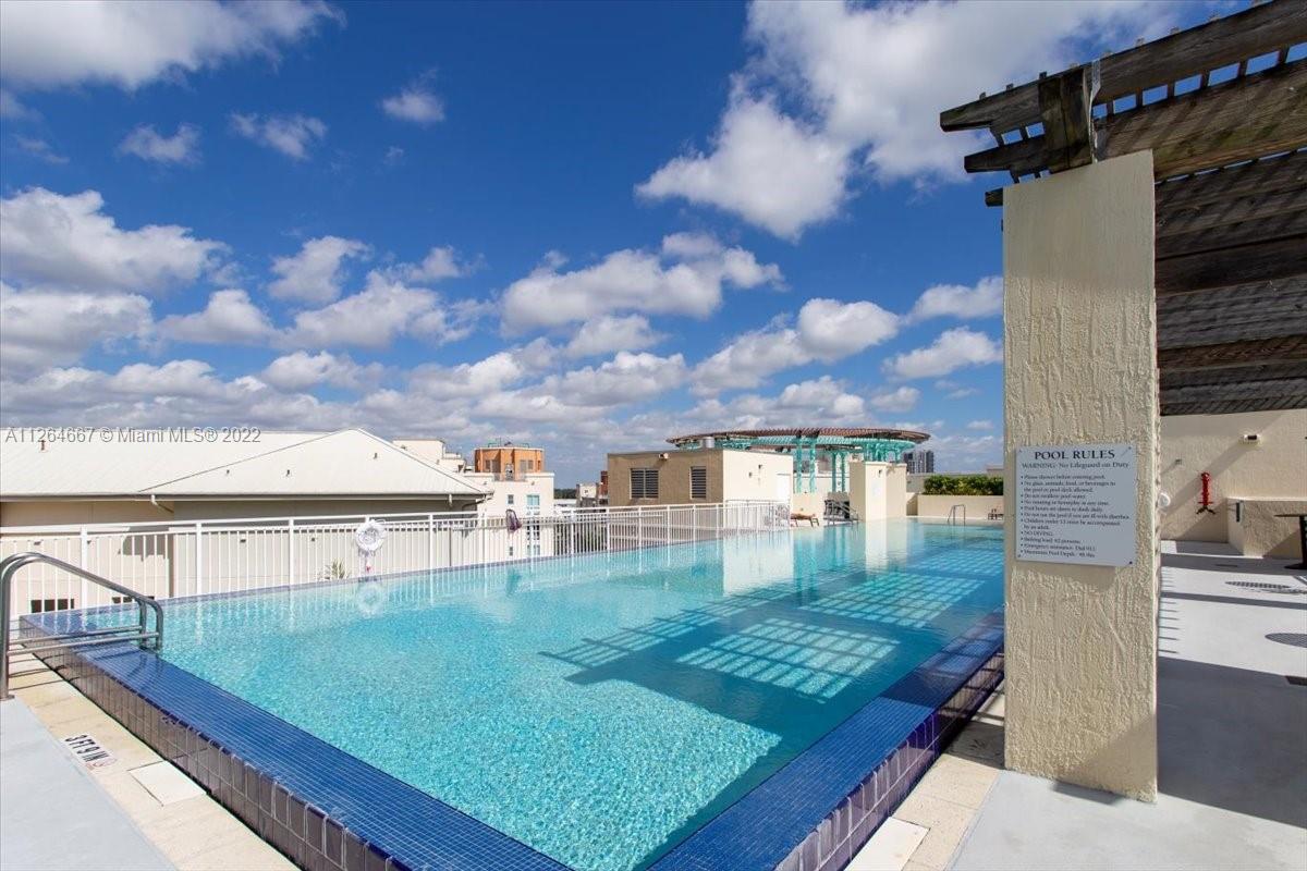 7275 SW 90th St Unit: C310