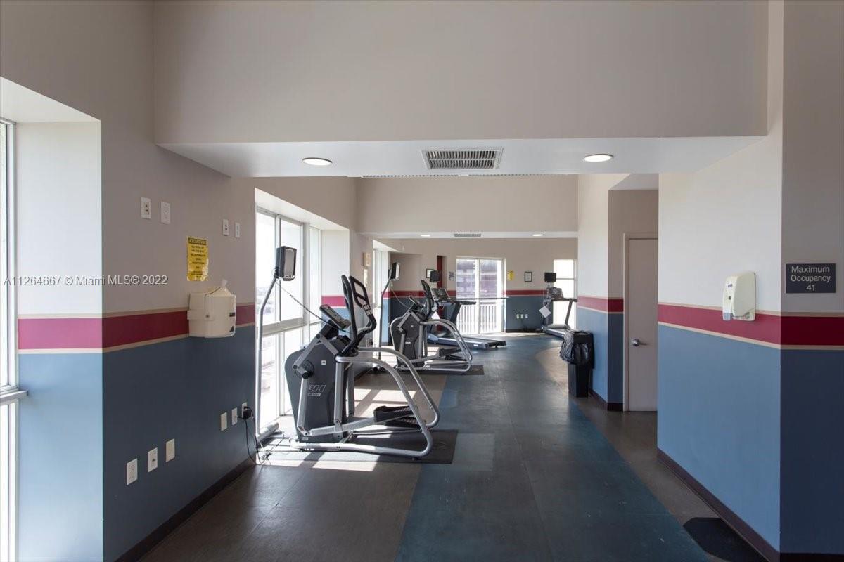 7275 SW 90th St Unit: C310