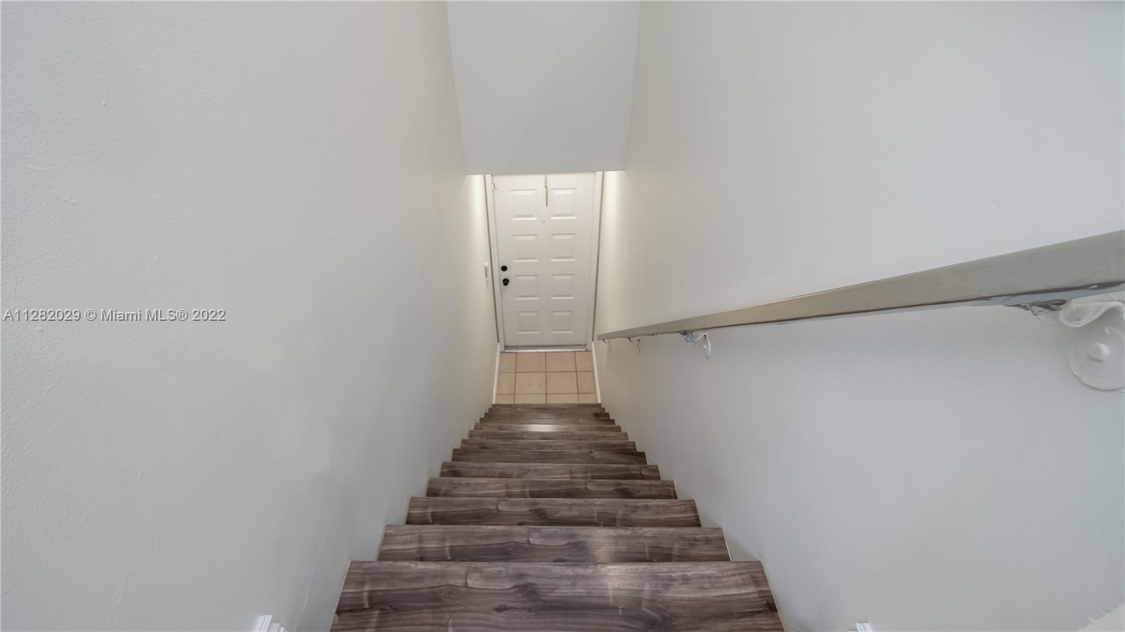 3065 N Oakland Forest Dr Unit: 202