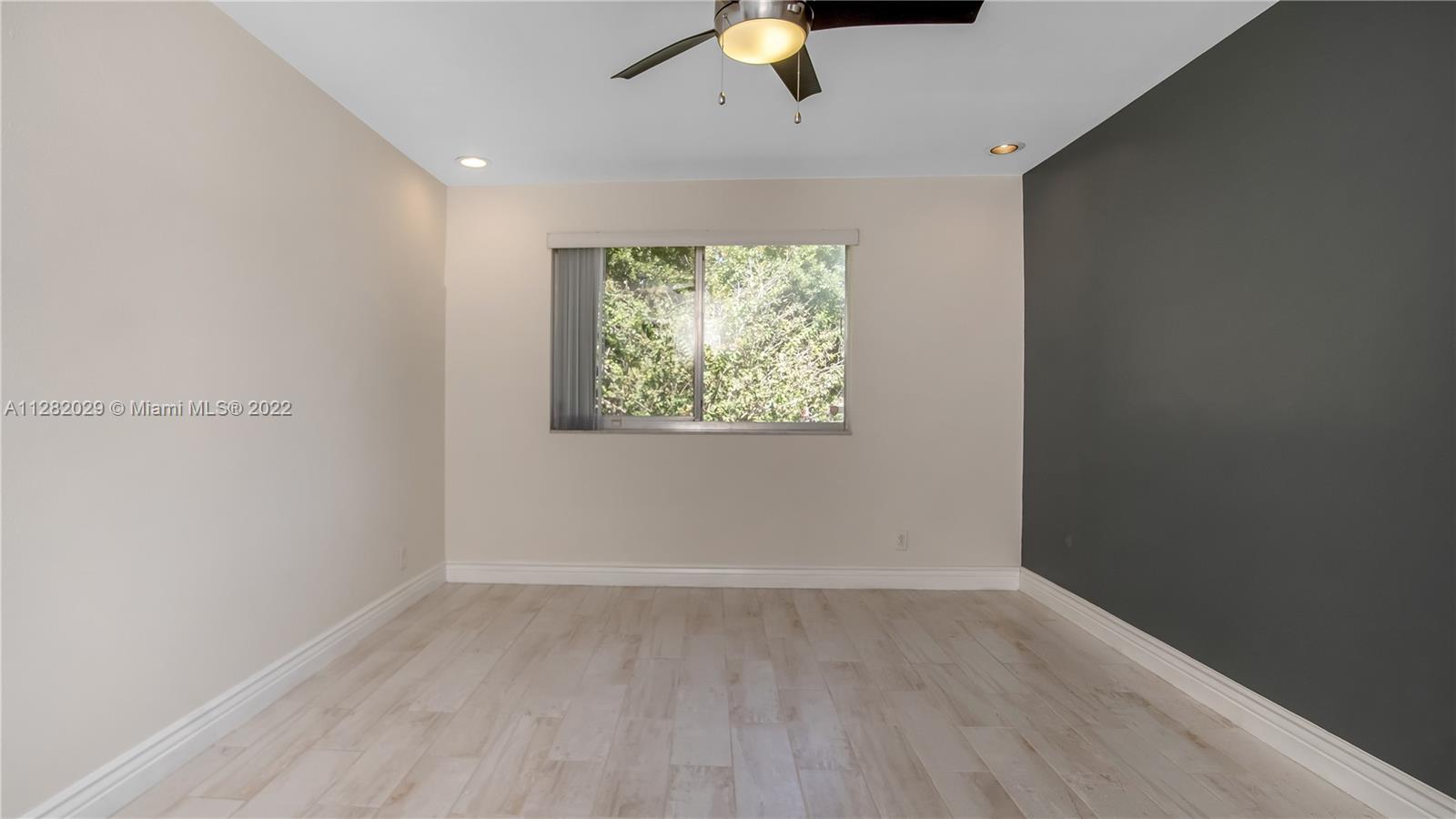 3065 N Oakland Forest Dr Unit: 202