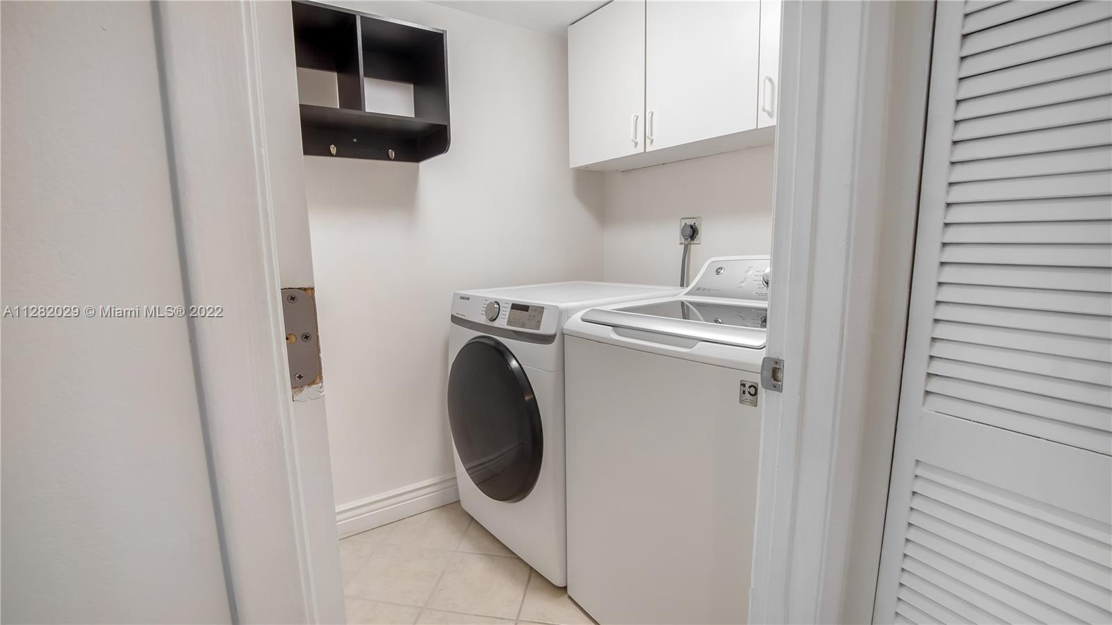 3065 N Oakland Forest Dr Unit: 202