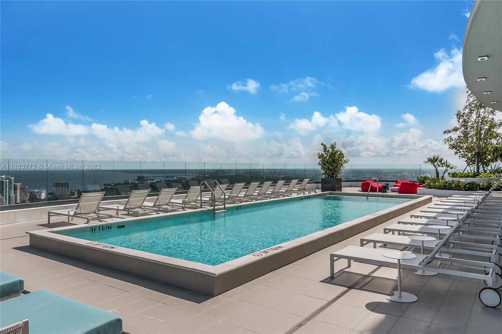 45 SW 9th St Unit: 4003