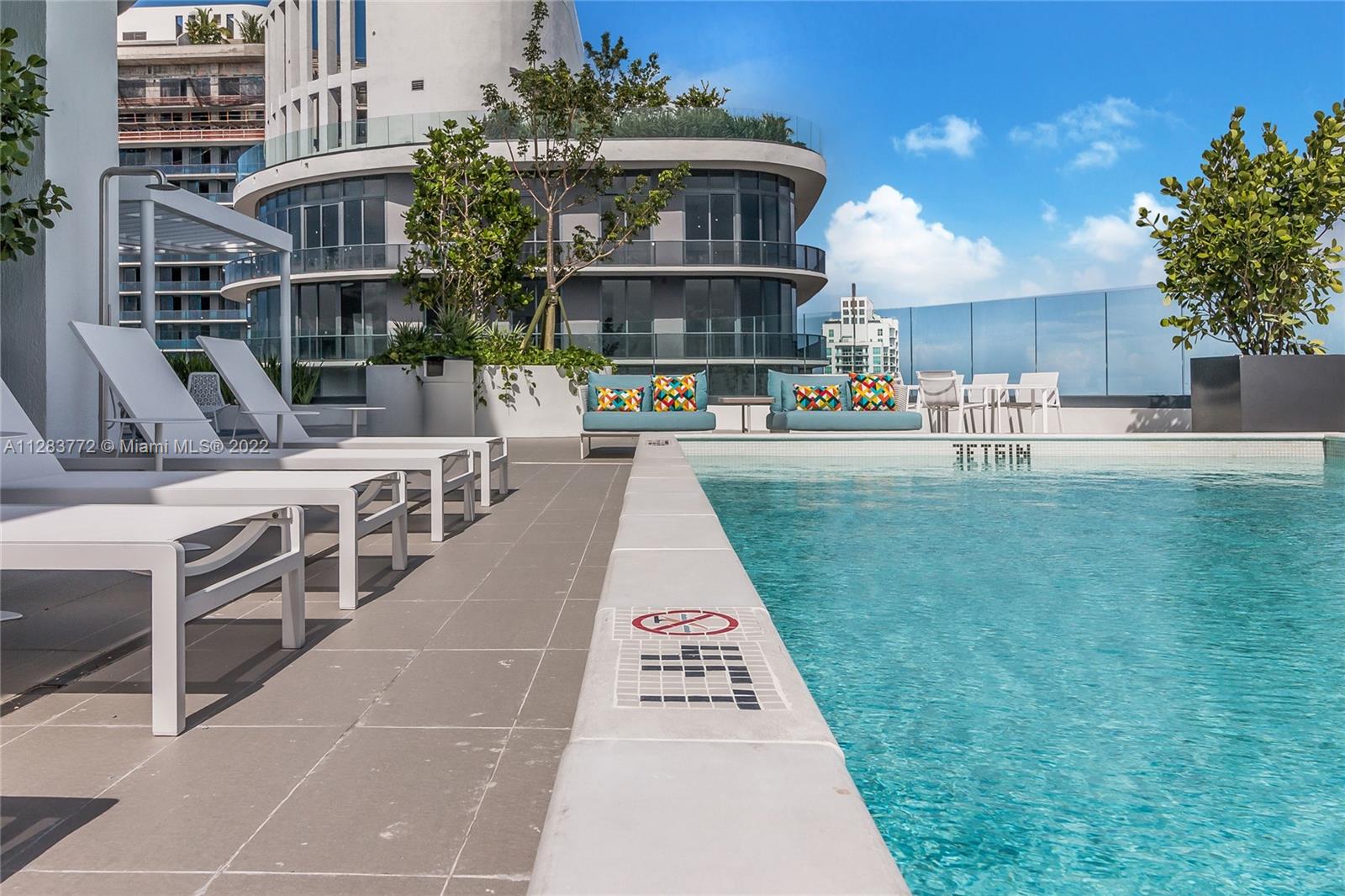 45 SW 9th St Unit: 4003