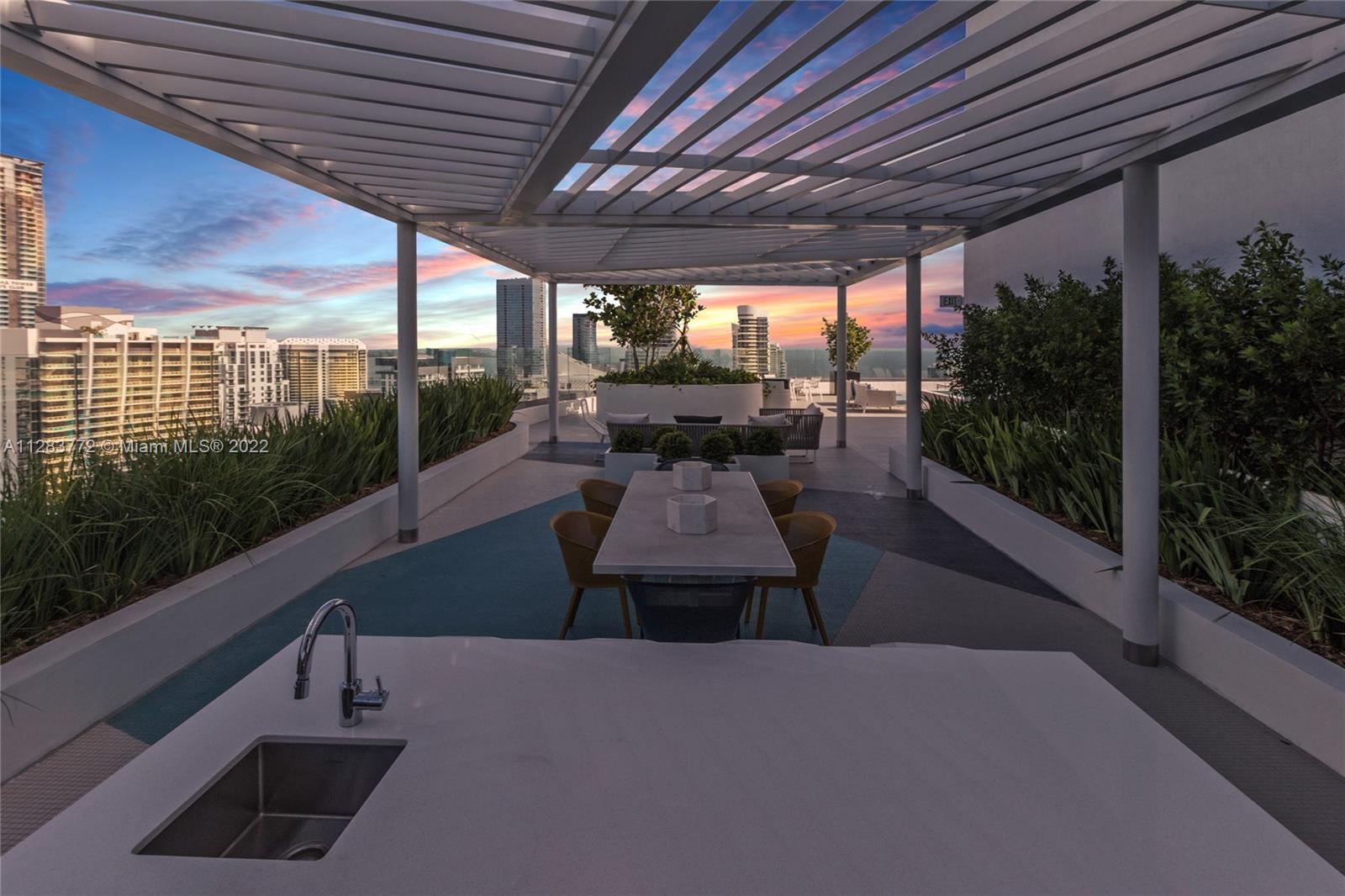 45 SW 9th St Unit: 4003