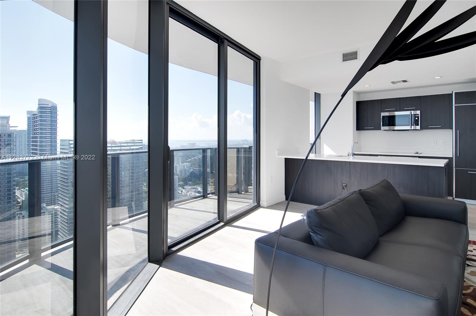 45 SW 9th St Unit: 4003