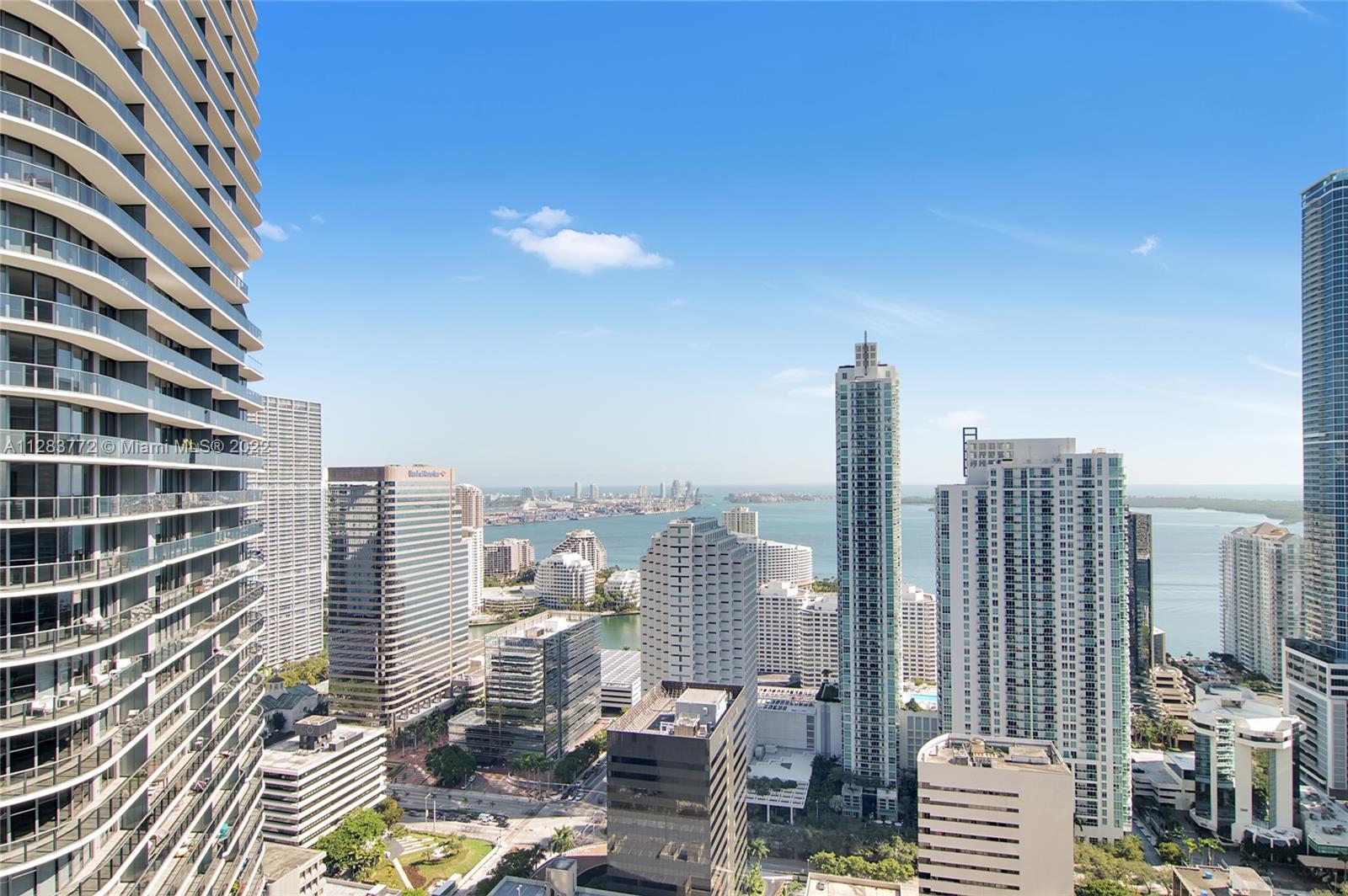 45 SW 9th St Unit: 4003