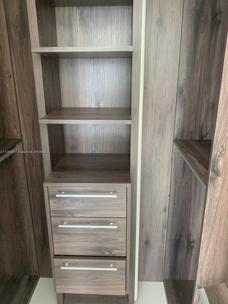 1300 S Miami Ave Unit: 1404