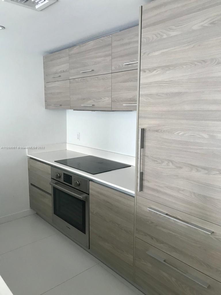 1300 S Miami Ave Unit: 1404