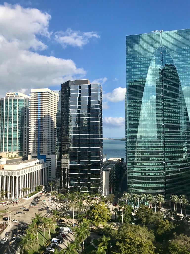 1300 S Miami Ave Unit: 1404