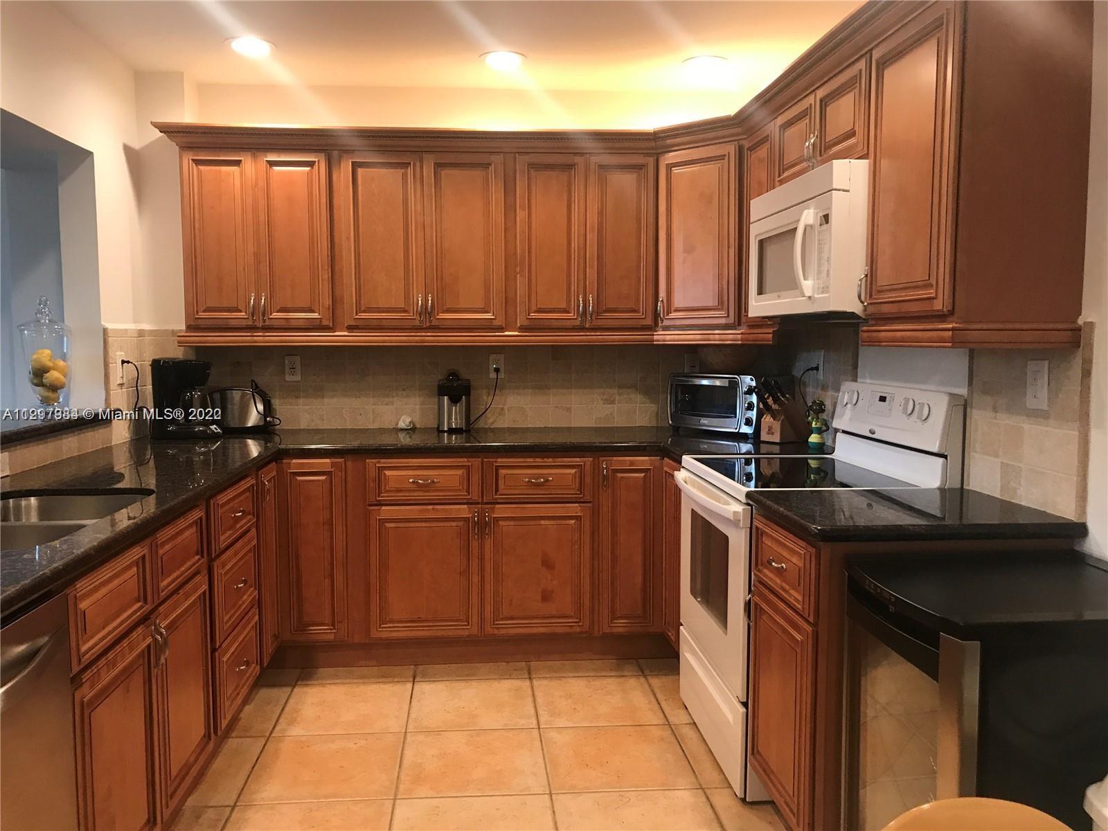 151 Crandon Blvd Unit: 237