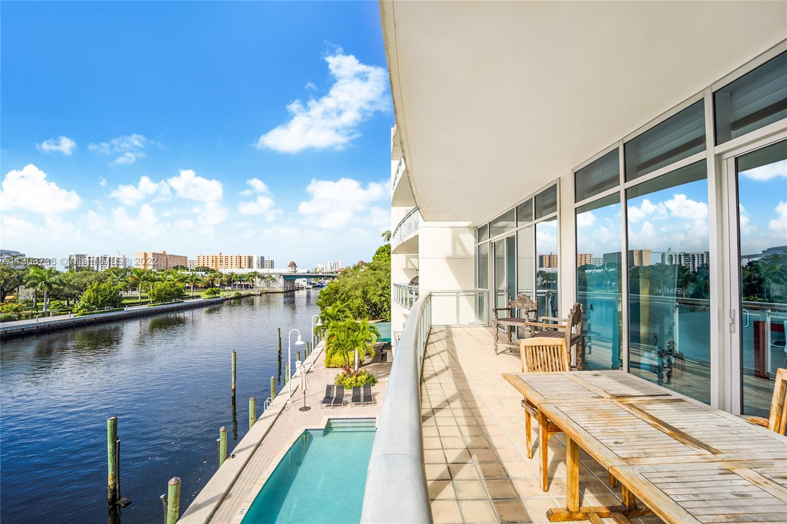 1090 NW N River Dr Unit: 302