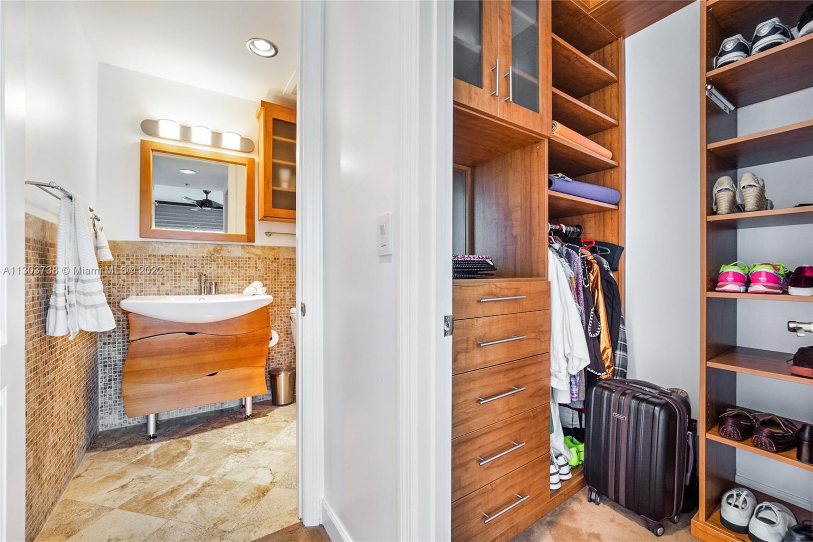 1090 NW N River Dr Unit: 302