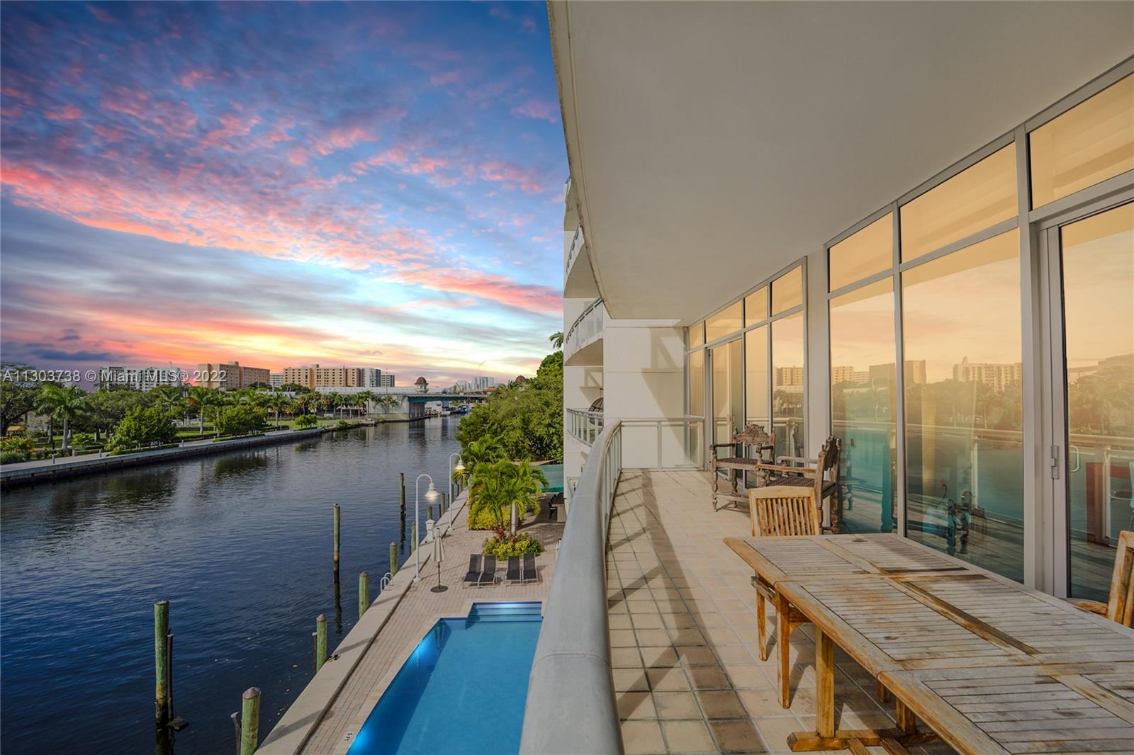 1090 NW N River Dr Unit: 302