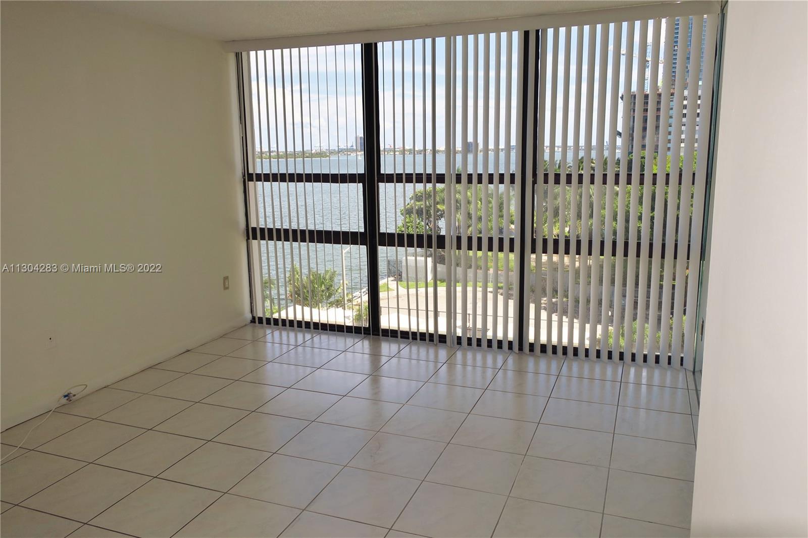 600 NE 36th St Unit: 620
