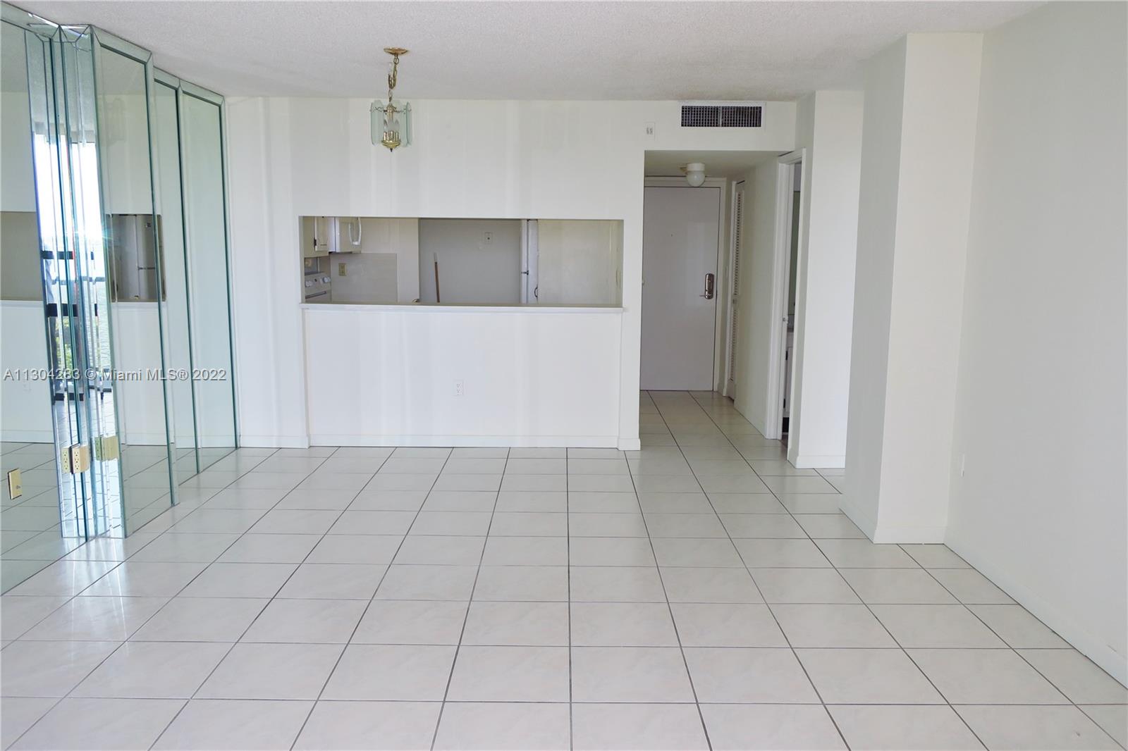 600 NE 36th St Unit: 620