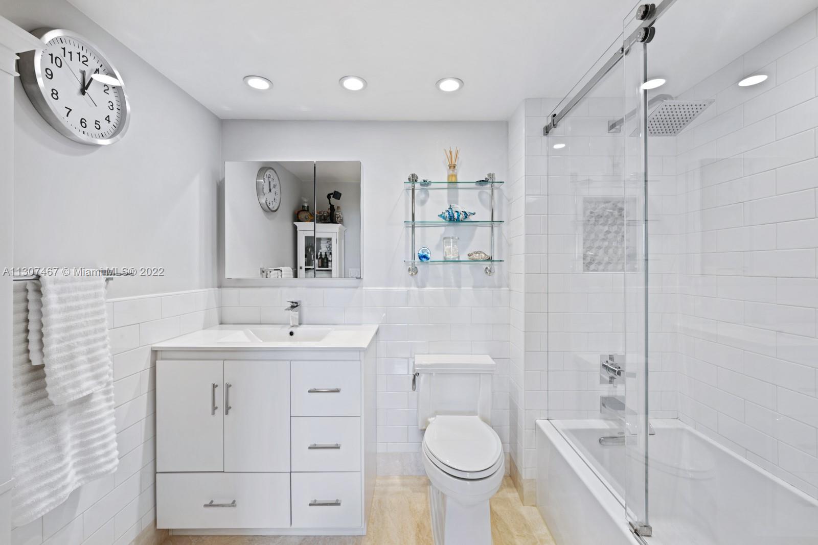 650 West Ave Unit: 2102