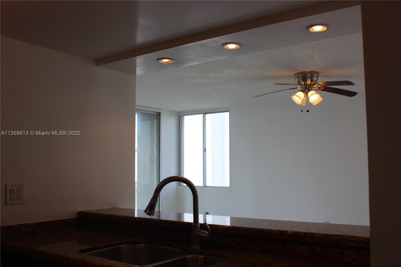800 N Miami Ave Unit: E-908