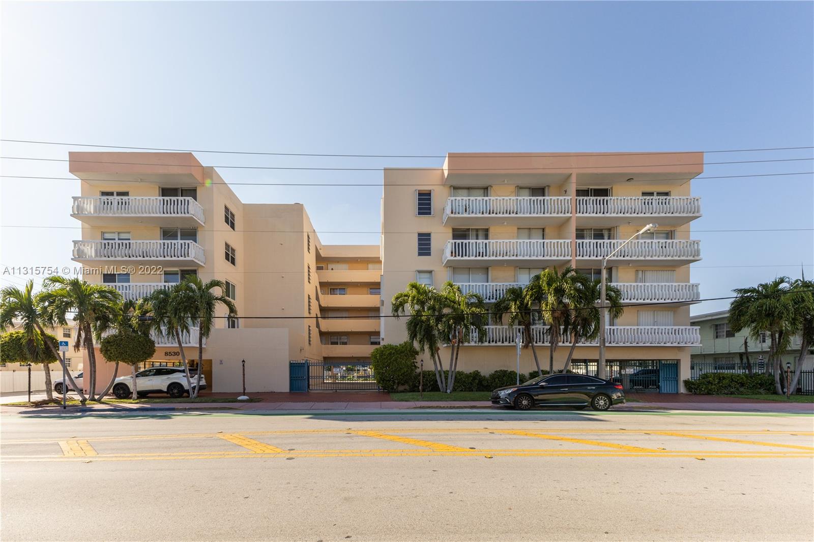 8530 Byron Ave Unit: 307