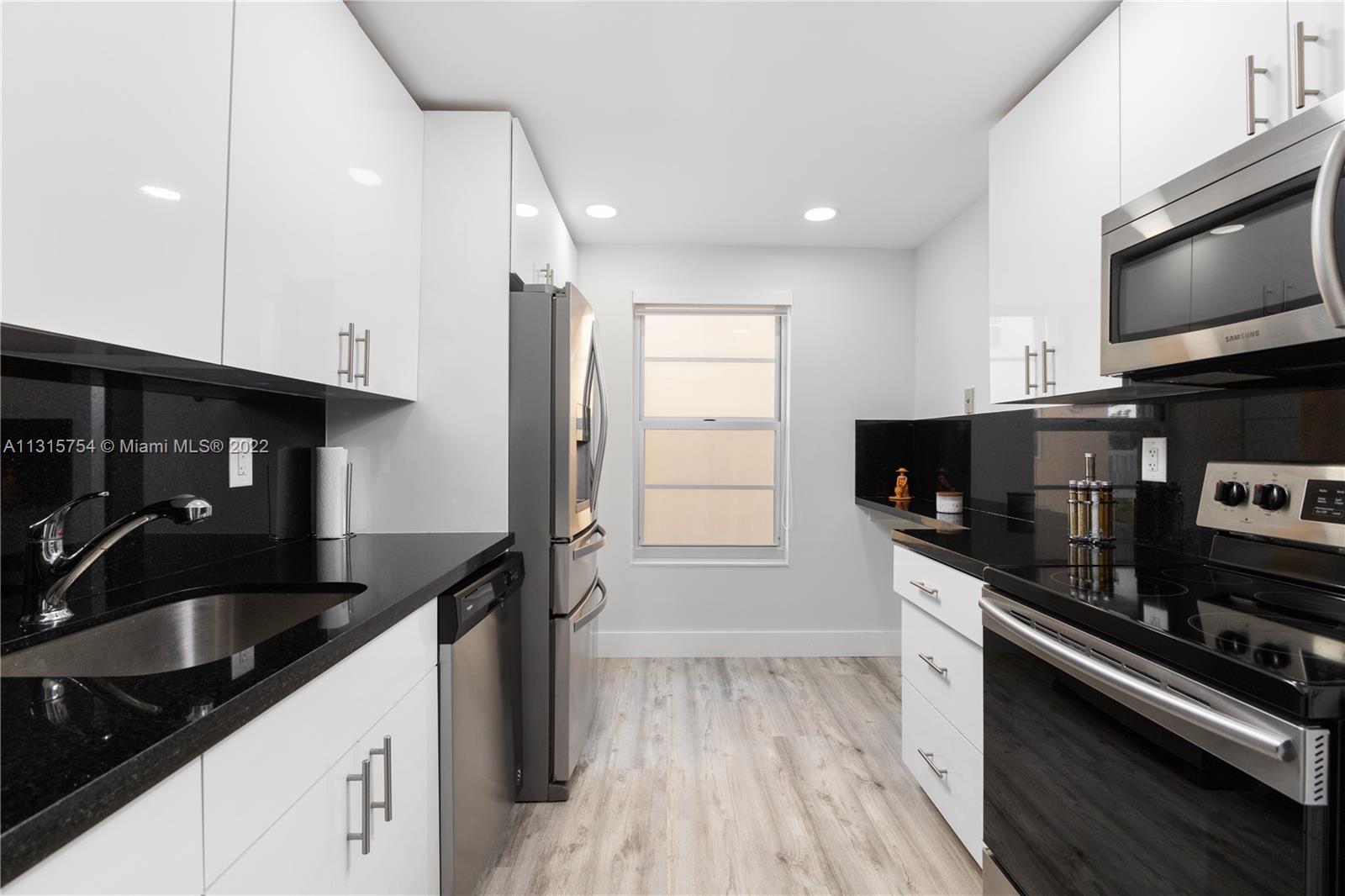 8530 Byron Ave Unit: 307