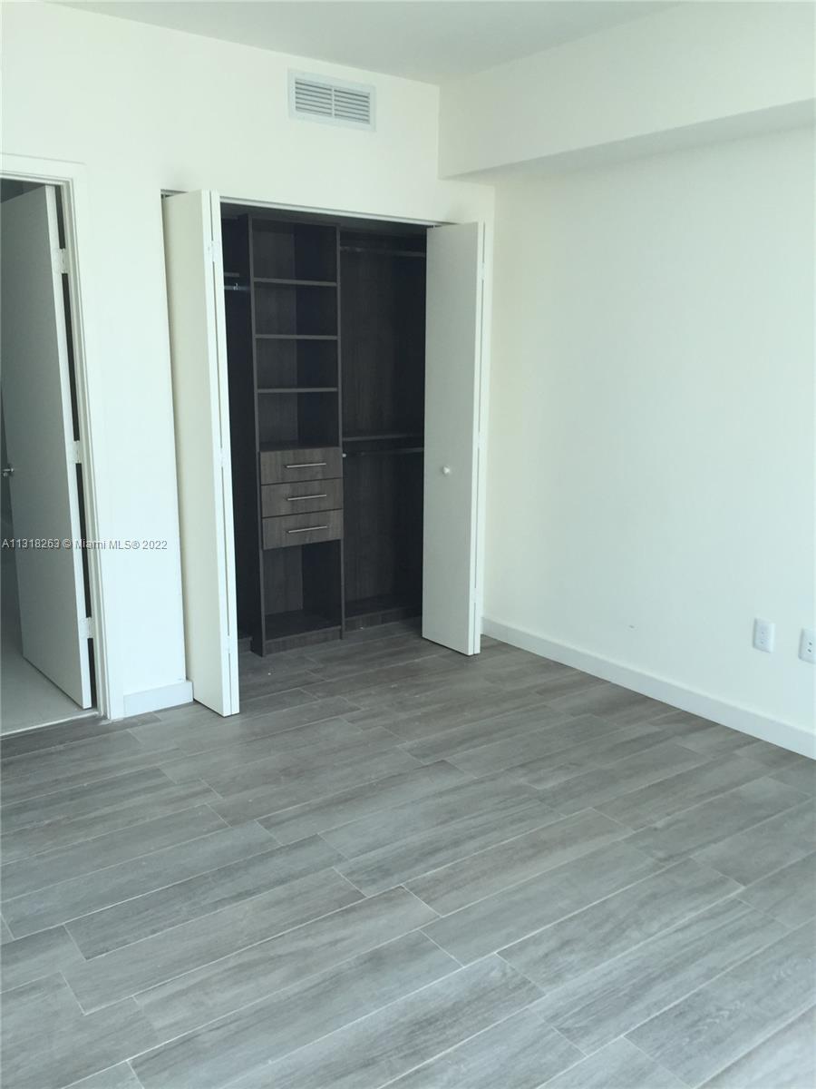 1100 S Miami Ave Unit: 2702