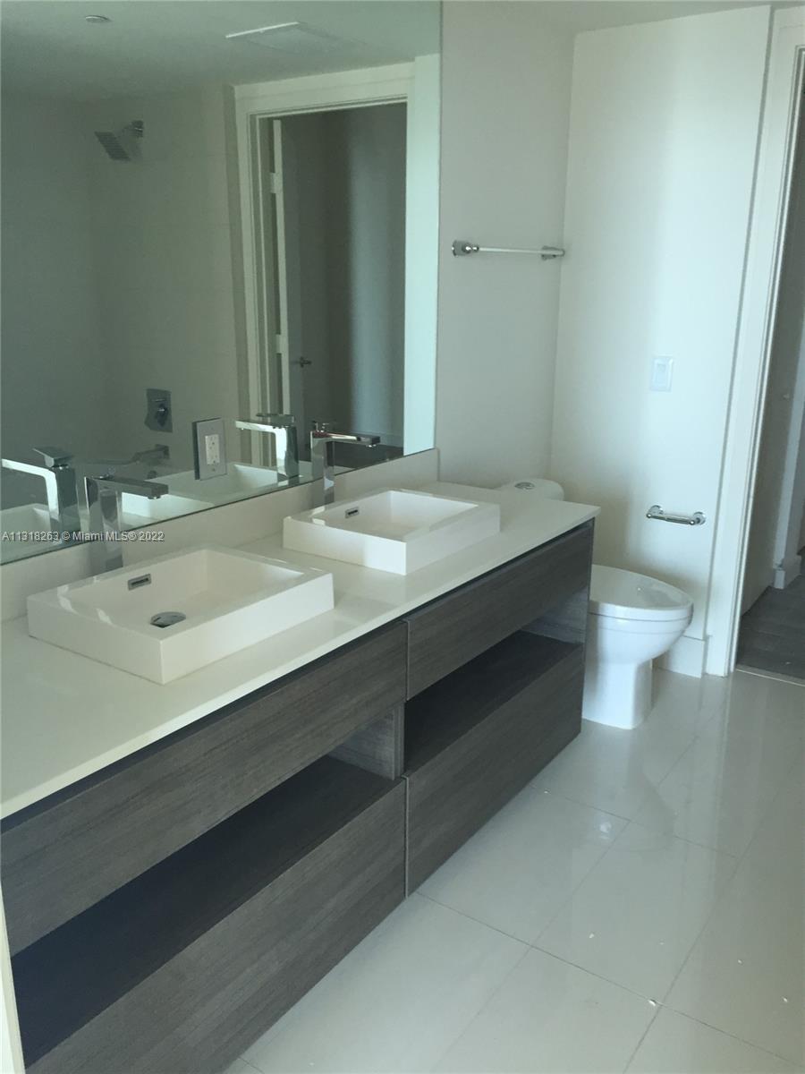 1100 S Miami Ave Unit: 2702