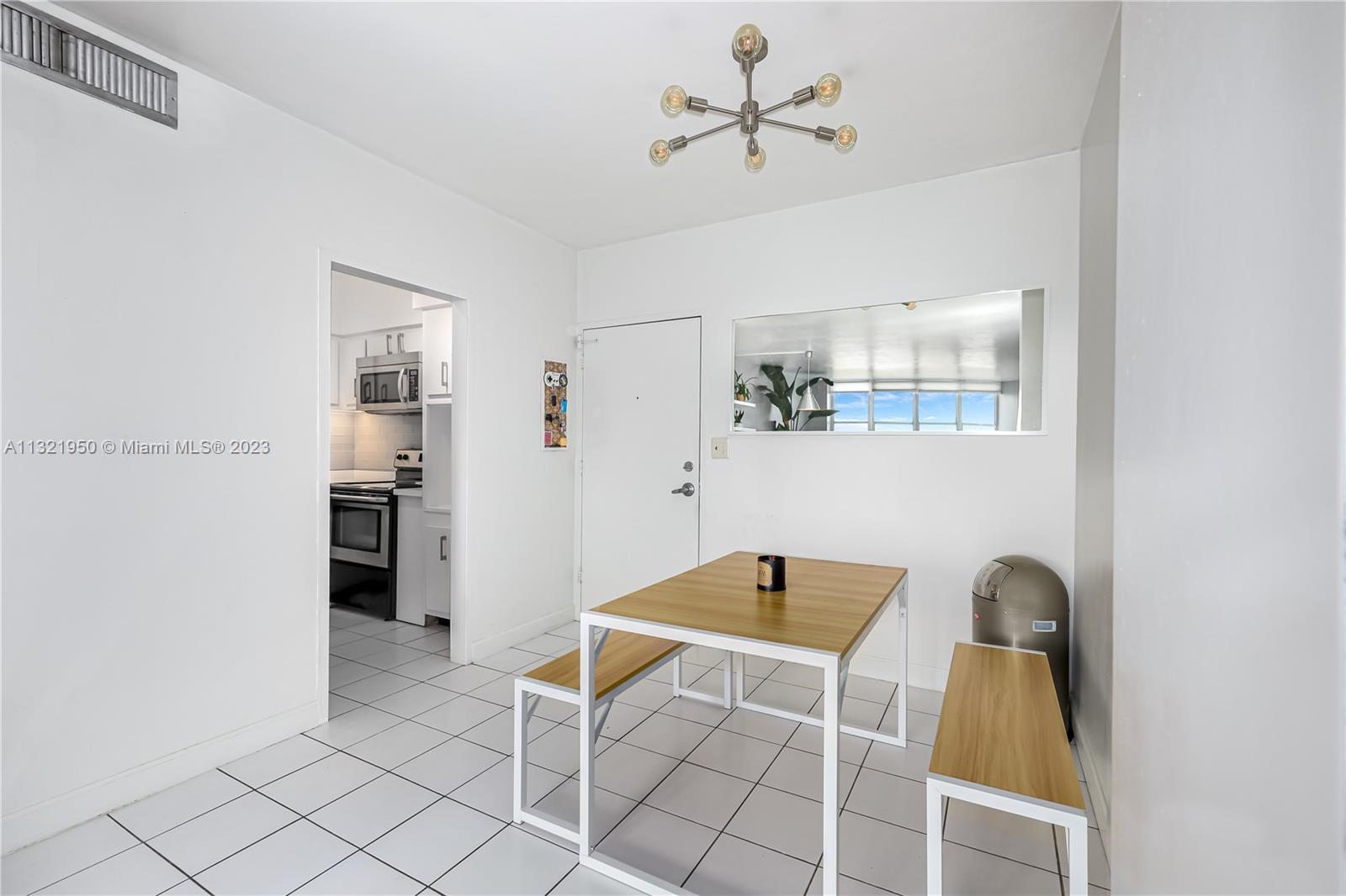 7441 Wayne Ave Unit: 7D