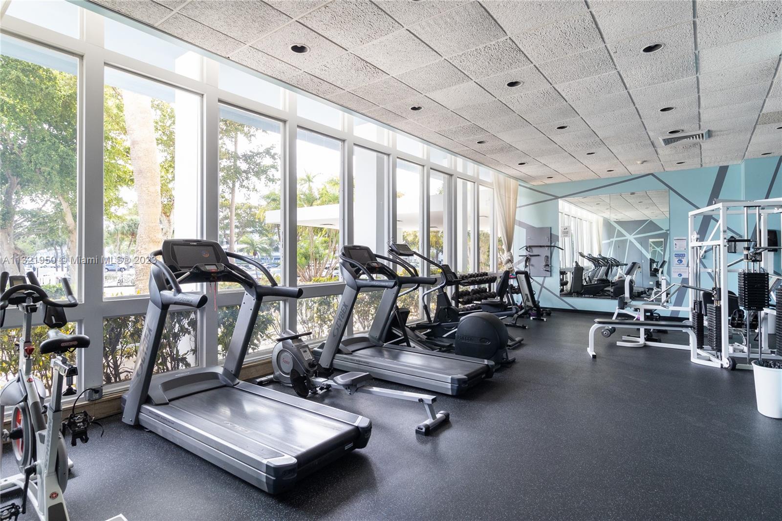 7441 Wayne Ave Unit: 7D