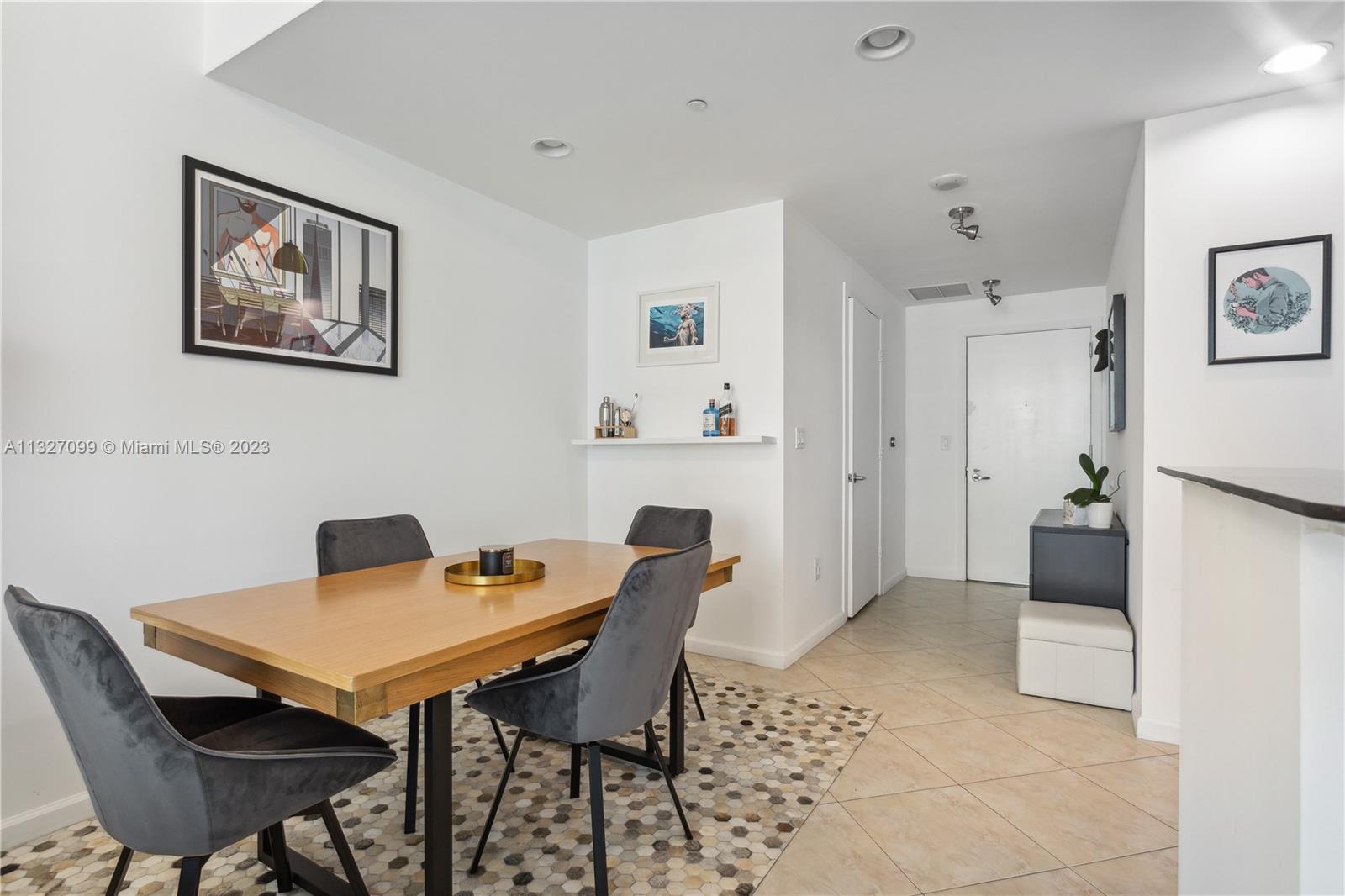 1060 Brickell Ave Unit: 2903