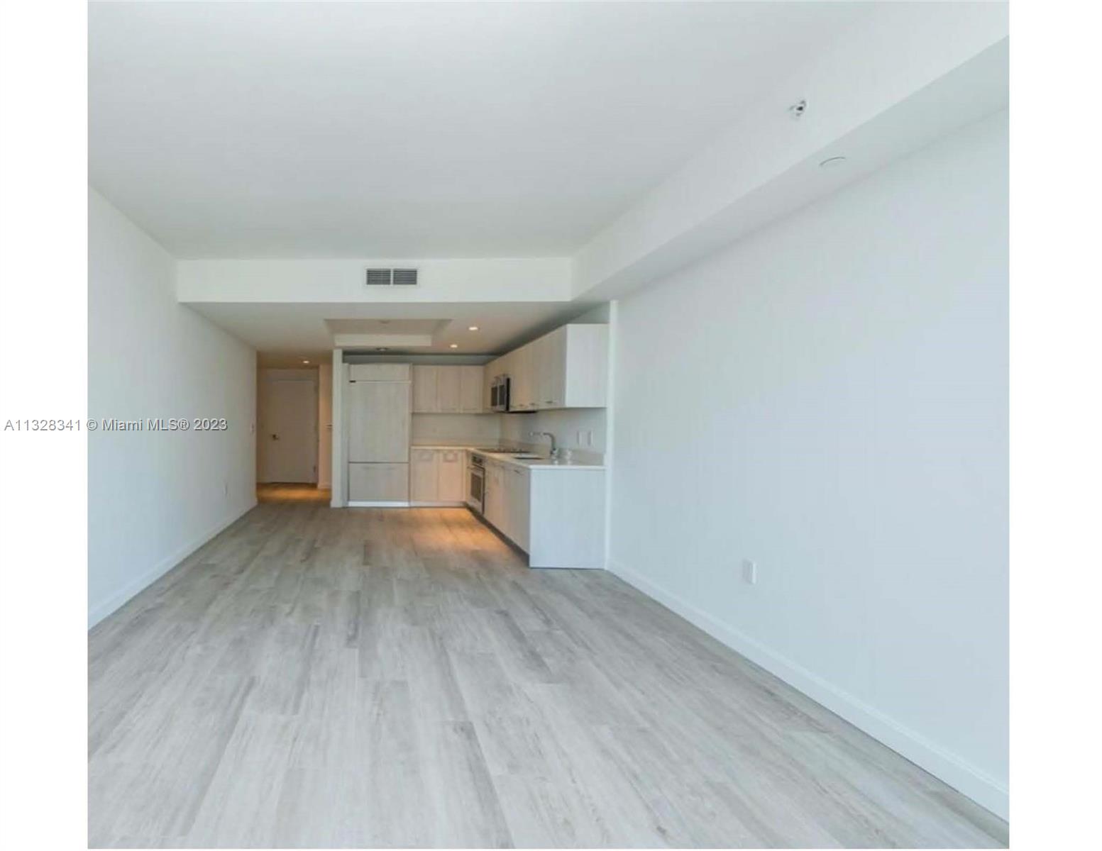 55 SW 9th Street Unit: 3504