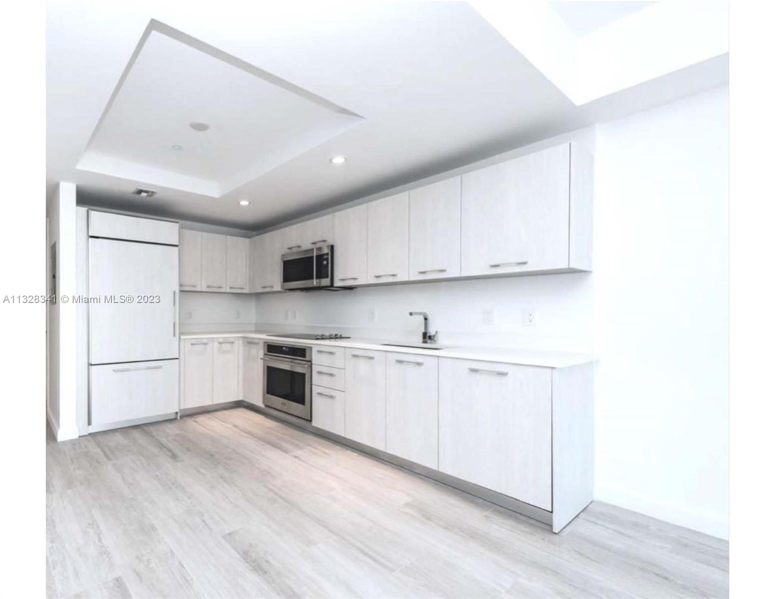 55 SW 9th Street Unit: 3504