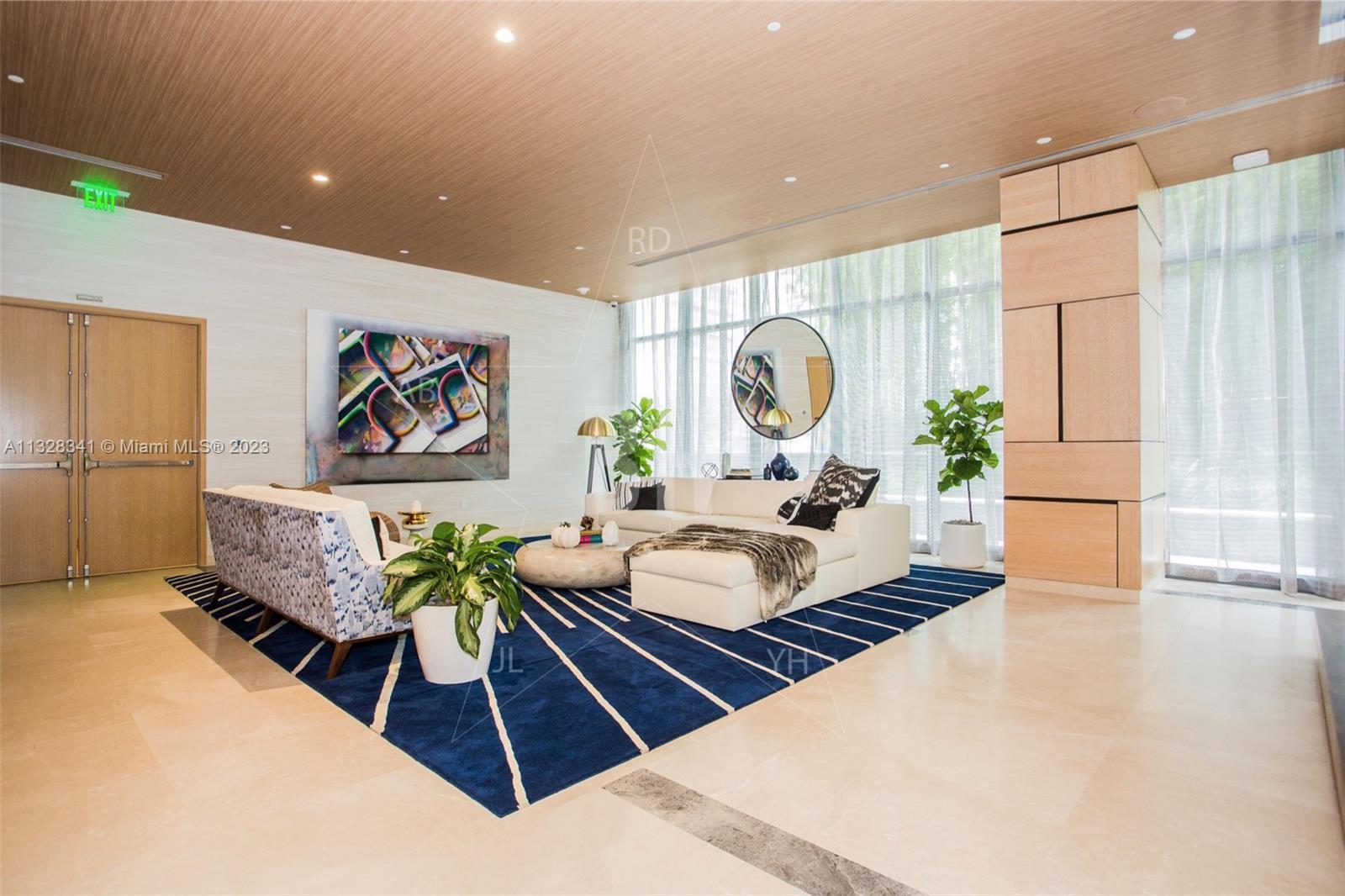 55 SW 9th Street Unit: 3504