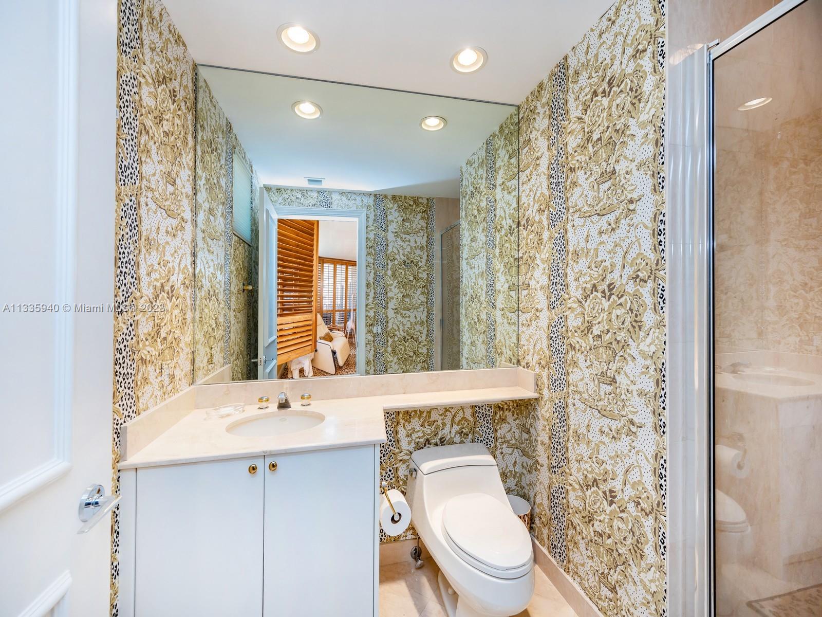785 Crandon Blvd Unit: 1504