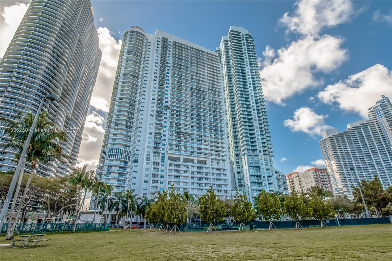 1800 N Bayshore Dr Unit: 2006
