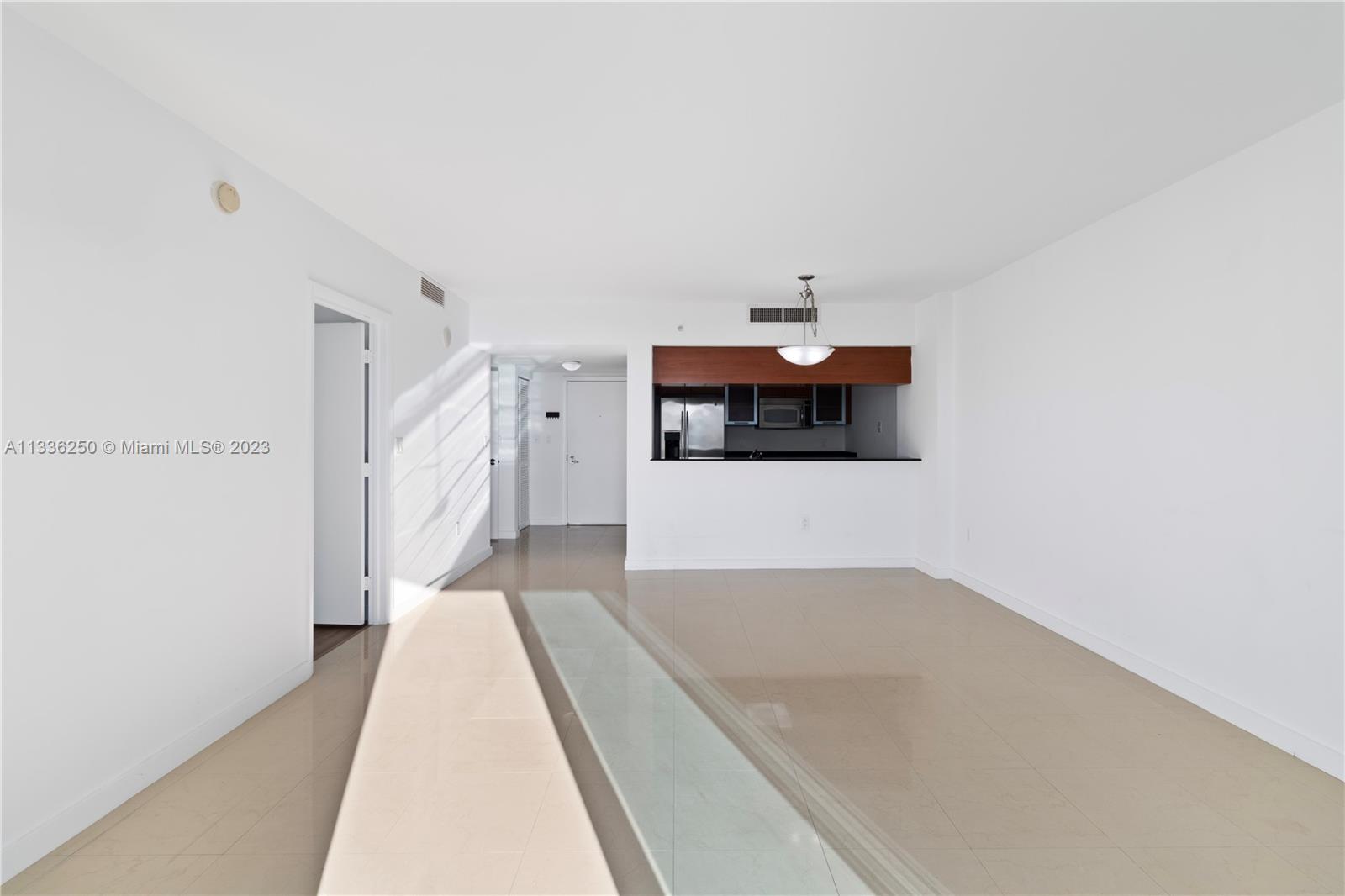 1800 N Bayshore Dr Unit: 2006