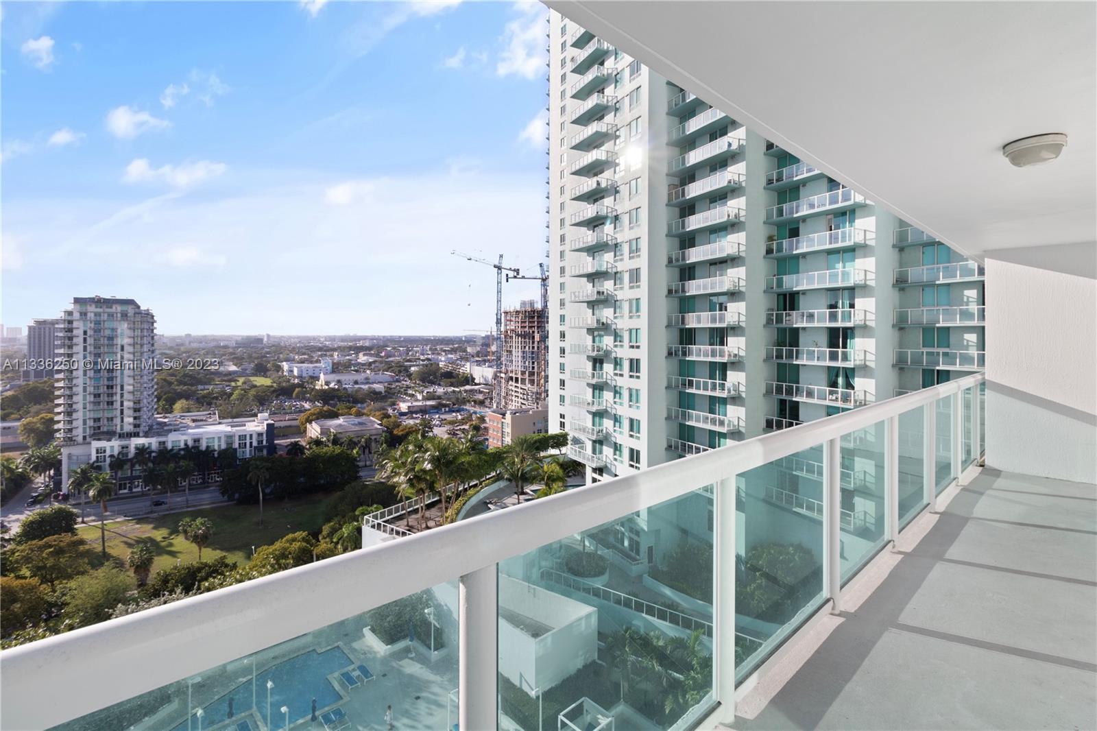 1800 N Bayshore Dr Unit: 2006