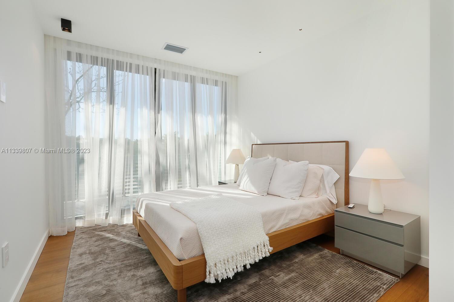 8825 SW 64 Ct